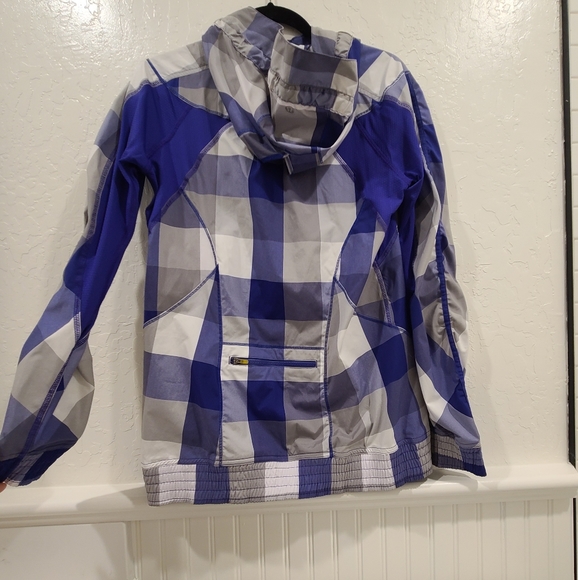 Lululemon Windbreaker  - Waterproof - Picture 3 of 5